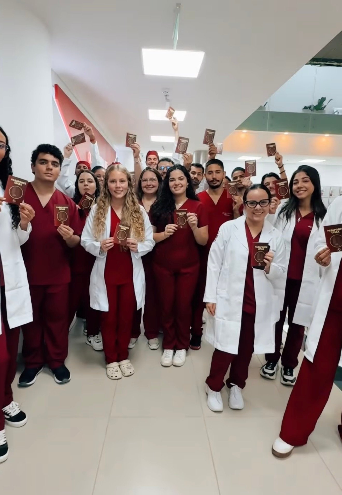 Estudantes da UMAX reunidos